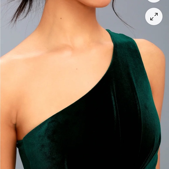 Lulus Candlelit Date Forest Green Velvet One-Shoulder Bodycon Dress - Picture 5 of 9